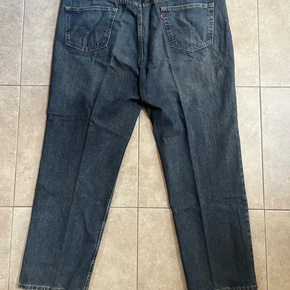 Levi’s 559 Blue Denim Jeans Men Straight Leg W48 L32 Excellent Condition